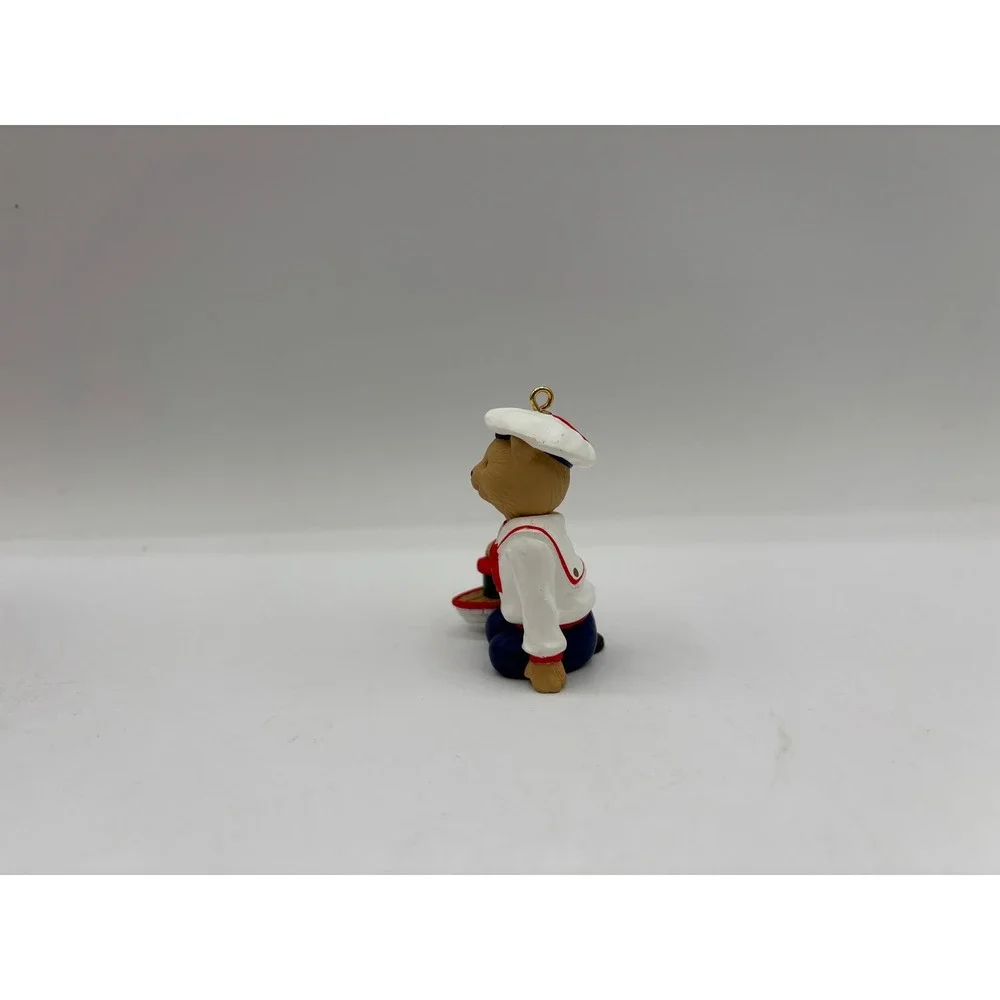 Hallmark Keepsake Ornament 1993 Abearnathy Bearinger 3rd in a Collection of 4